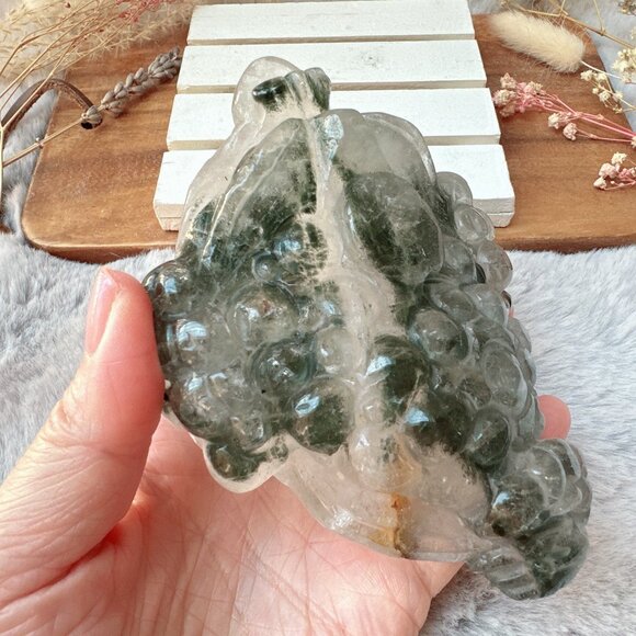 Gorgeous Lodalite Money Toad | Money Frog - Picture 4 of 12
